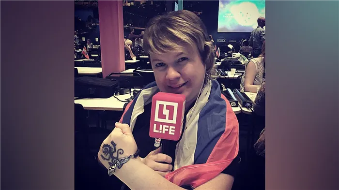 Алёна Жигалова во время работы в LifeNews